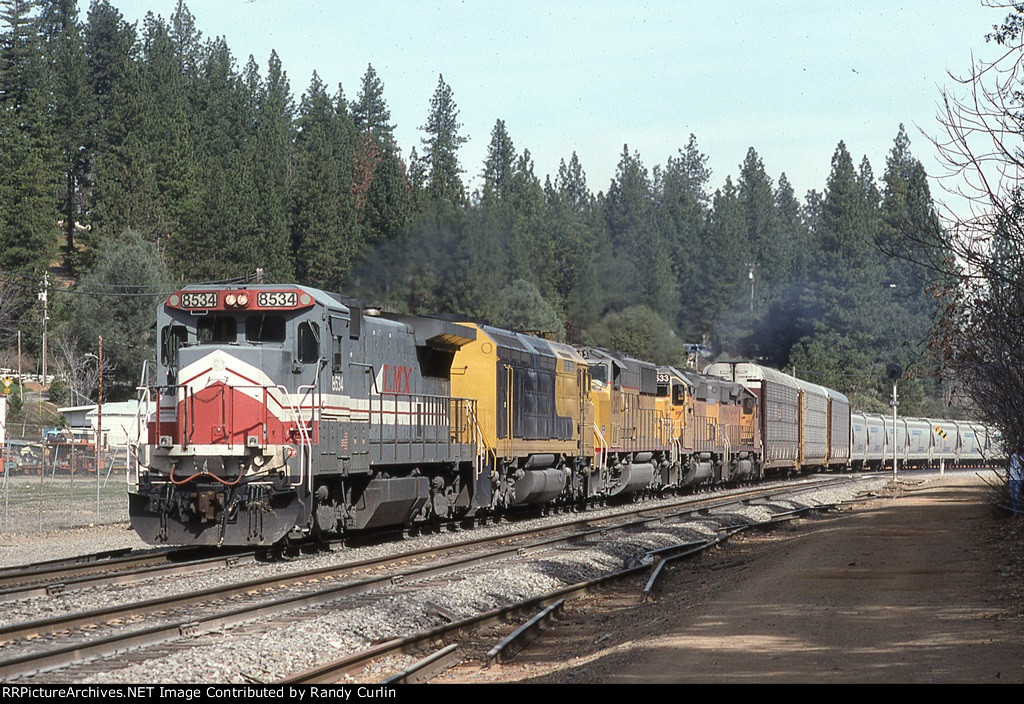 LMX 8534 West coming into Colfax